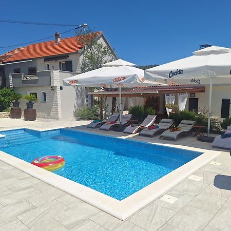 Holiday House Daisy Prapatnica 외부 사진